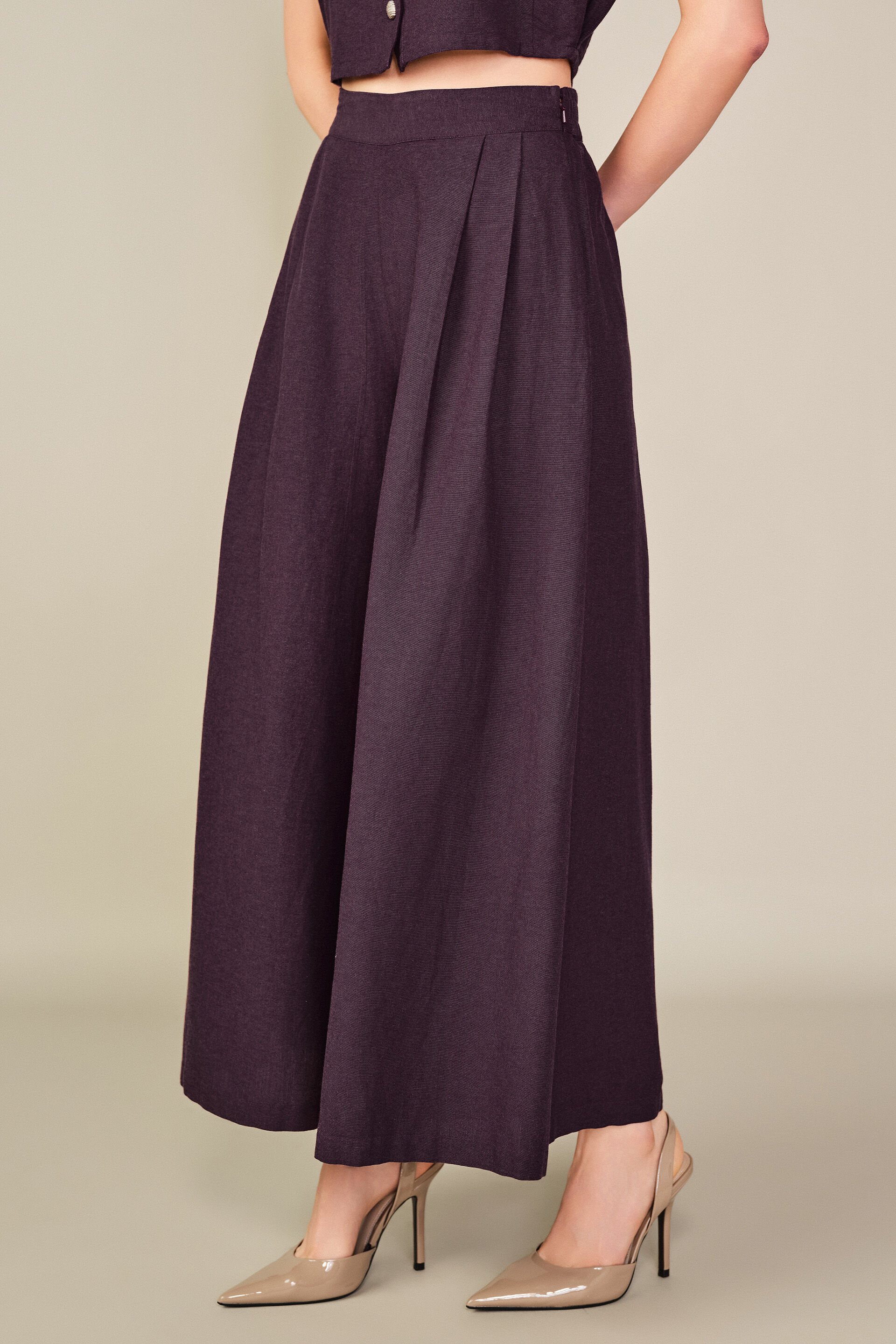 Dual Tone Flared Trousers in Wine, Wine, image 3